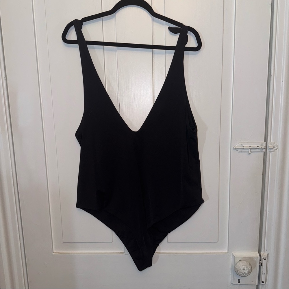✨fashion nova black sunburst bae one piece swimsuit✨